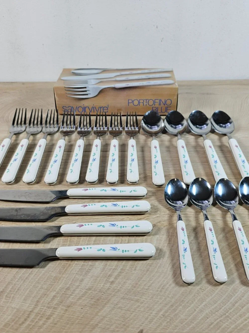 Savoir Vivre Portofino Blue Flatware Set 20 Pieces Dinner Knife Forks Spoons